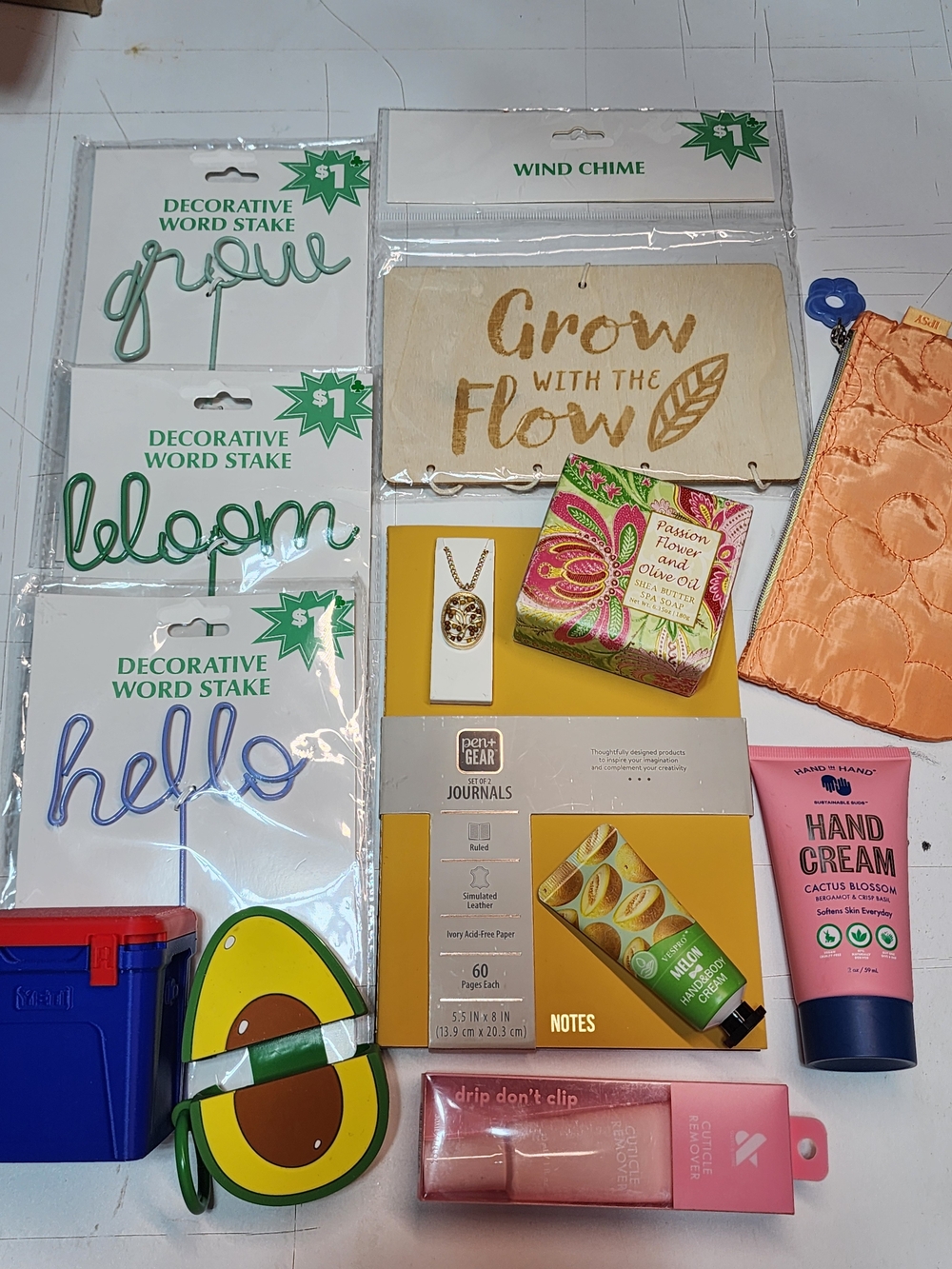 14 Pc Assorted Gift Bundle  NWT #16